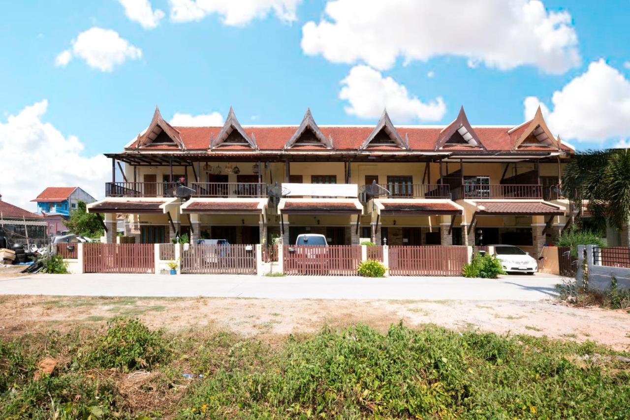 Oyo 789 Andaman Place@Baandon Thalang Exteriör bild